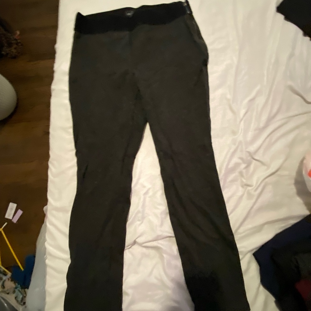 Grey sweatpants/joggers